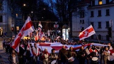 Белорусы, отмечавшие День свободы в Вильнюсе, верят, что встретят его и в своей стране
