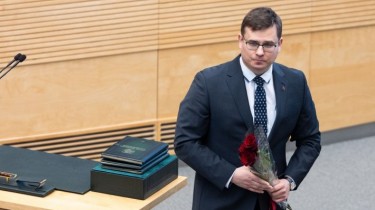 В Сейме принес присягу новый министр обороны Литвы
