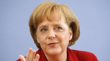Канцлер Германии Ангела Меркель отменила визит в Литву