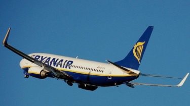 Ryanair возобновляет полеты из Каунаса в Барселону и Бирмингем
