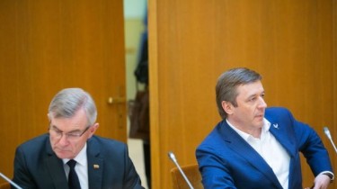 В меморандуме о коалиции: С. Сквярнялис остается премьером, спикером Cейма будет "социал-трудовик"