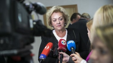 Комитет Сейма продолжит расследование по депутату И. Розовой
