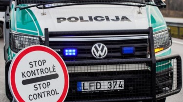 В канун Рождества литовская полиция остановила около 3,5 тыс. легковых автомобилей