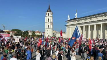 На митинге Движения семей полиция задержала двух человек, у одного найдена пиротехника