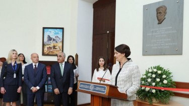 Диана Науседене открыла аудиторию имени Винцаса Креве-Мицкявичюса в одном из бакинских университетов