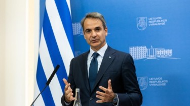 Находящийся в Вильнюсе премьер Греции обвинил Турцию в создании напряженности в регионе