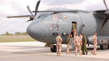Армейский Spartan во второй раз полетит в Израиль, будут доставлены еще 30 граждан Литвы