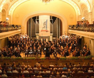 Один из концертов на юбилейном Вильнюсском фестивале будет посвящен памяти М. Ростроповича