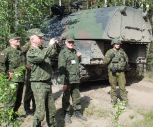 Инспекторы по вооружениям из Белоруссии проинспектируют бригаду "Железный Волк"