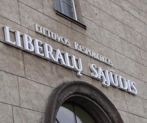 В деле о политической коррупции – подозрения в адрес Движения либералов Литвы и Партии труда
