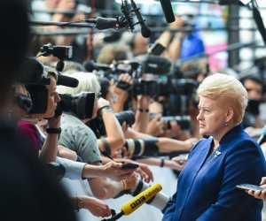 Президент Литвы отбывает на саммит ЕС обсуждать "Брекзит" и реформы ЕС