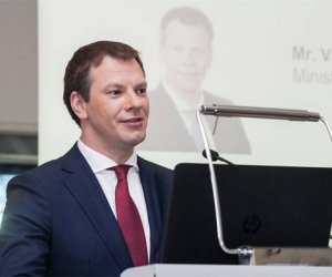 Министр финансов Литвы: профицит госфинансов означает инвестиции в будущее