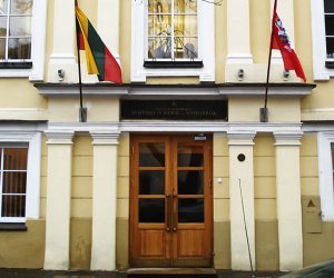 Учителя продолжат забастовку, не покинут здание министерства образования Литвы (дополнено)