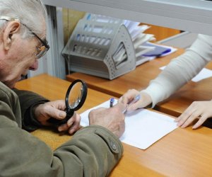 В Латвии супруги умерших пенсионеров теперь будут получать годовое пособие