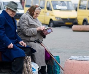 Украинских и белорусских пенсионеров, проживающих в Литве предлагается лечить бесплатно