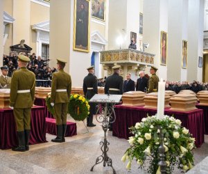 В Вильнюсе торжественно захоронены лидеры и участники Восстания 1863–1864 годов (добавлено)