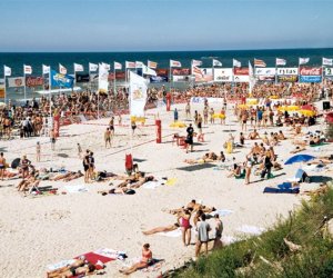 В Литве снова разрешили торговлю слабоалкогольными напитками на пляжах