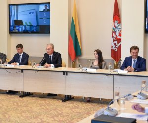 Органы власти Литвы движутся к компромиссу по идее нацбанка