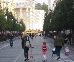 Предлагается разрешить въезд в Литву детям иностранцев, а также на похороны родных