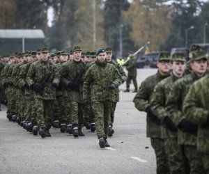 Новое правительство намерено увеличить число призывников в армии