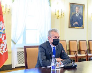 Президент: мы должны сохранить надежную политику сдерживания и обороны