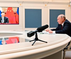 Россия и Китай объявляют о продлении договора о дружбе