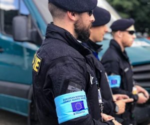 На помощь Литве прибыли еще 60 представителей "Frontex" 