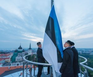 Официальные лица Литвы поздравляют Эстонию с 30-летием восстановления независимости