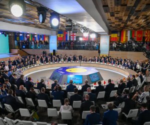 Президент Литвы принял участие в инаугурационном саммите «Крымской платформы»