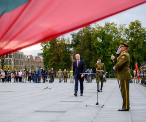 В Вильнюсе прошли мероприятия по случаю 28-летия вывода Российской армии