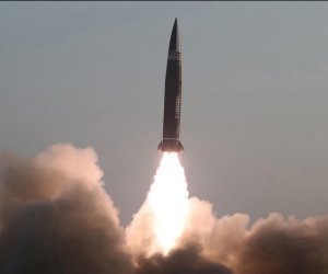 Северная Корея провела испытания новой гиперзвуковой ракеты «Хвасон-8»