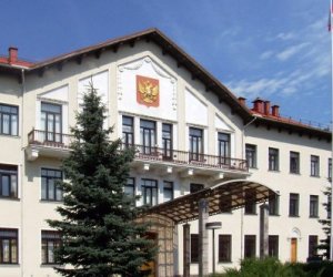 Посольство России в Литве назвало приговор по шпионажу позорным и просит международного внимания