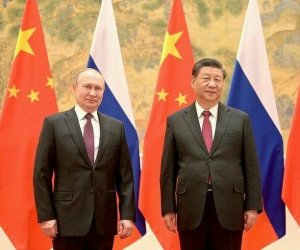Путин и Си Цзиньпин подписали заявление о международных отношениях (дополнено)