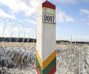 За минувшие сутки пограничники не пропустили в Литву из Беларуси 30 мигрантов 