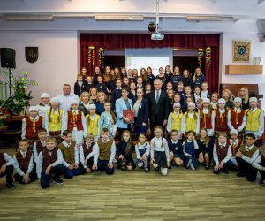 В День Европы президент принял участие в уроке в Утянской прогимназии