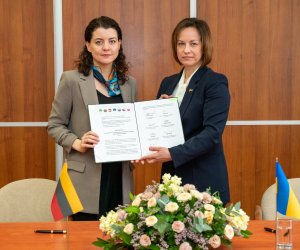 Министры Украины и Литвы подписали манифест о действиях России по похищению детей