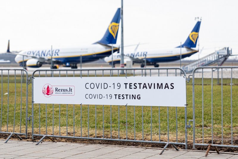 В аэропортах Литвы не останется пунктов тестирования на COVID-19