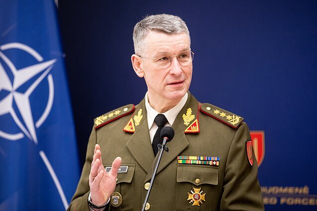 Командующему Литовской армией предлагается установить специальное воинское звание
