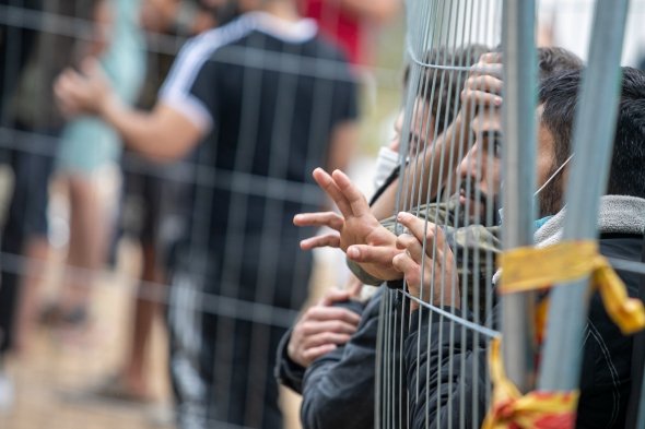 Рассматриваются жалобы граждан Кубы, Сирии, Ирака на отказ во въезде в Литву и ограничения свободы