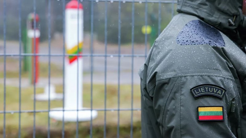 На границе Литвы с Беларусью не пропущены 14 нелегальных мигрантов