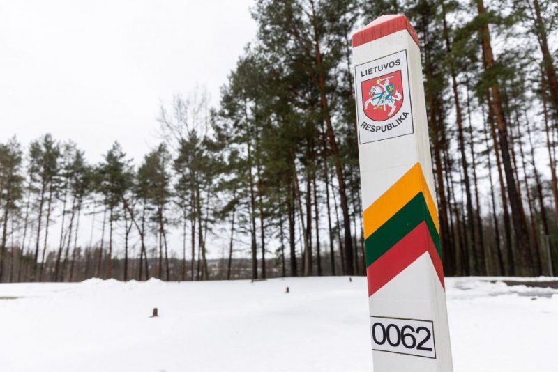 На границе Литвы с Беларусью литовские пограничники не пропустили 9 нелегальных мигрантов
