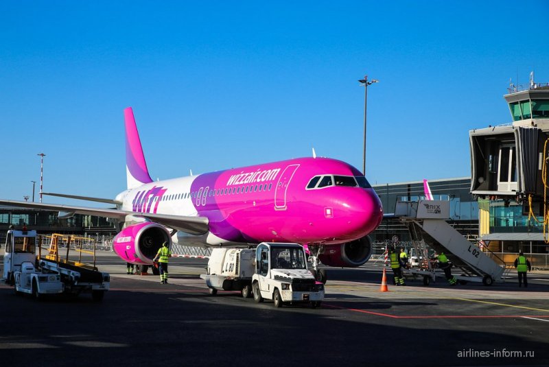Отменяются рейсы авиакомпании WizzAir из Вильнюса в Ереван