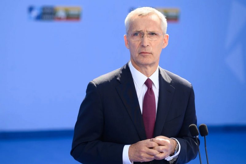 Й. Столтенберг: послание Украине о вступлении в НАТО будет мощным и позитивным