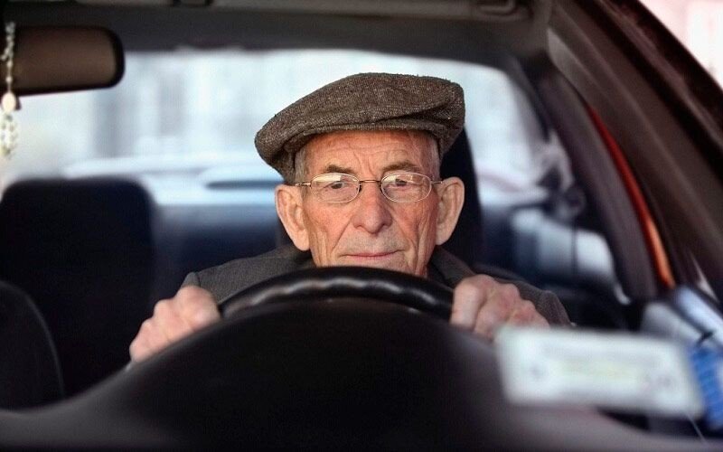 Для пожилых водителей