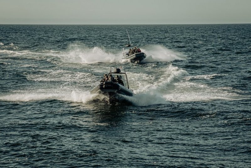 Военные и пограничники в Балтийском море отрабатывали охрану подводных объектов