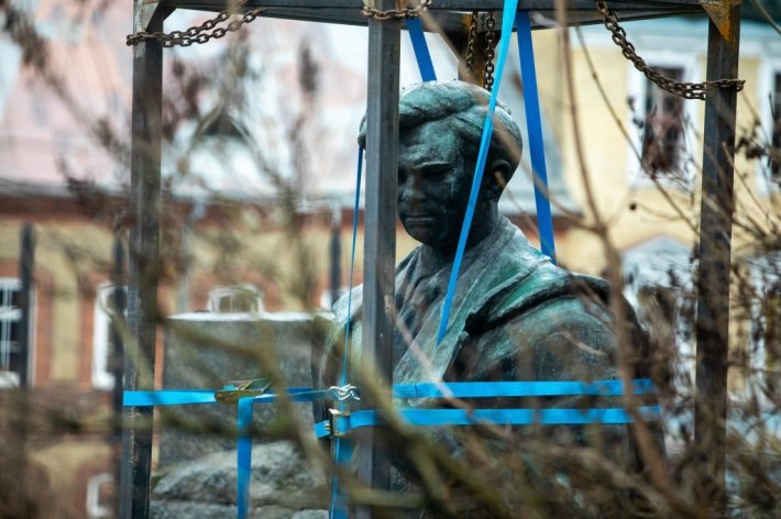Группа социал-демократов предлагает упразднить Комиссию по десоветизации (дополнено)